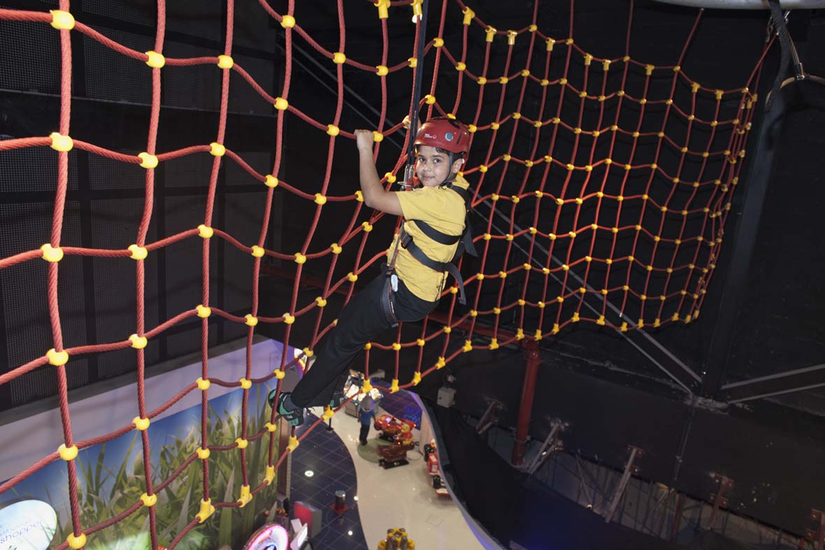 mirdif dubai suspended scramble net